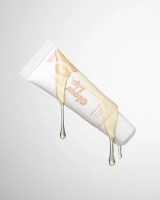 Texture of Trew Cosmetic GlowLip Hydrating Lip Oil Mirror Effect : 100% Natural